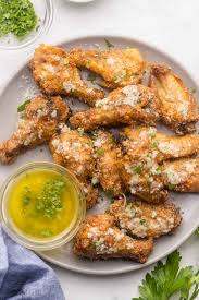 Crispy Garlic Fried Chicken Wings Easy Way To Cook Crispy Garlic Fried Chicken Wings